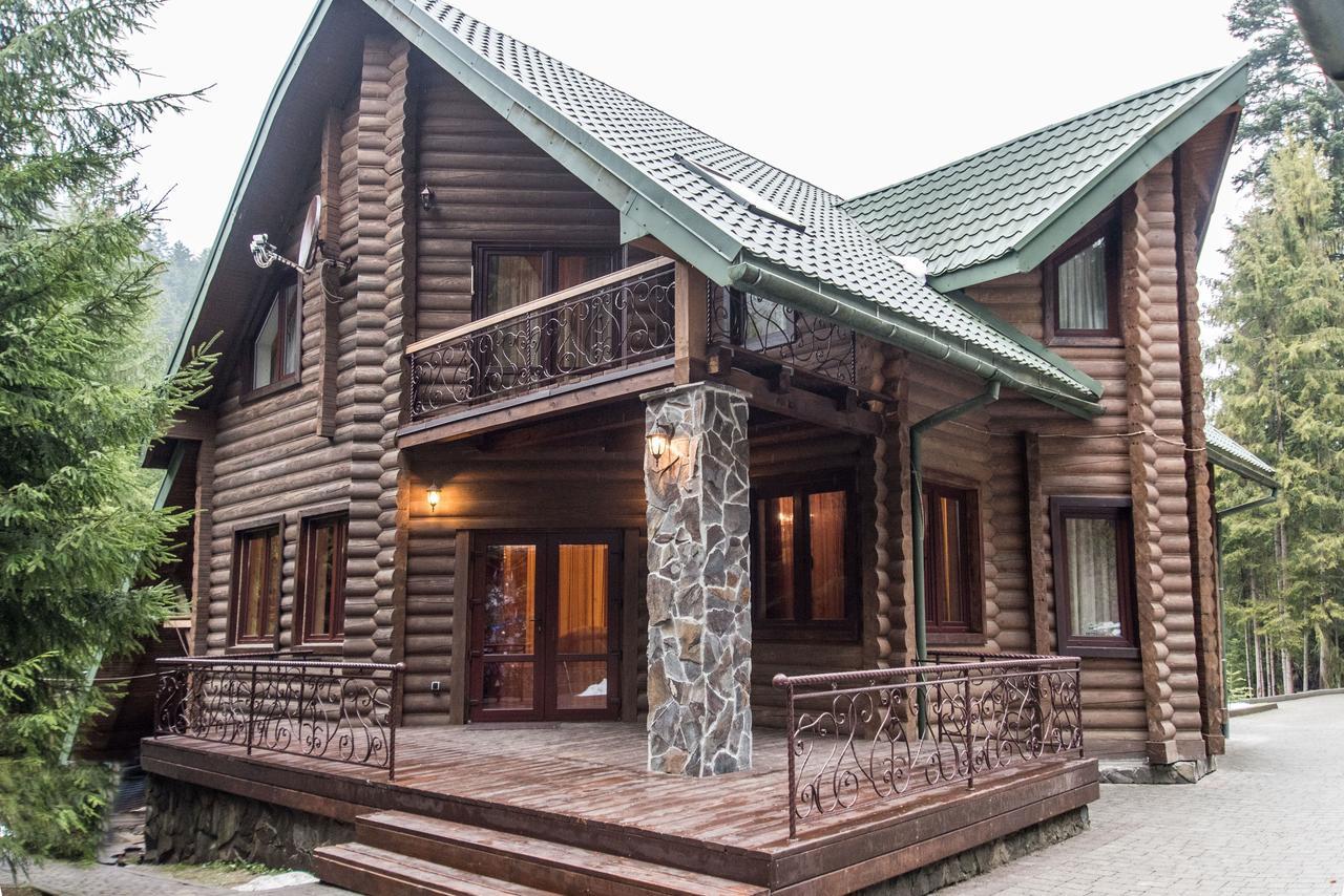 Лісовий Маєток สลาฟสเก ภายนอก รูปภาพ